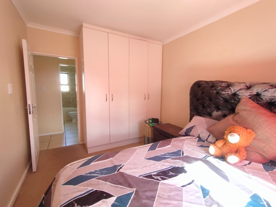  Bedroom Property for Sale in Bluewater Bay Eastern Cape